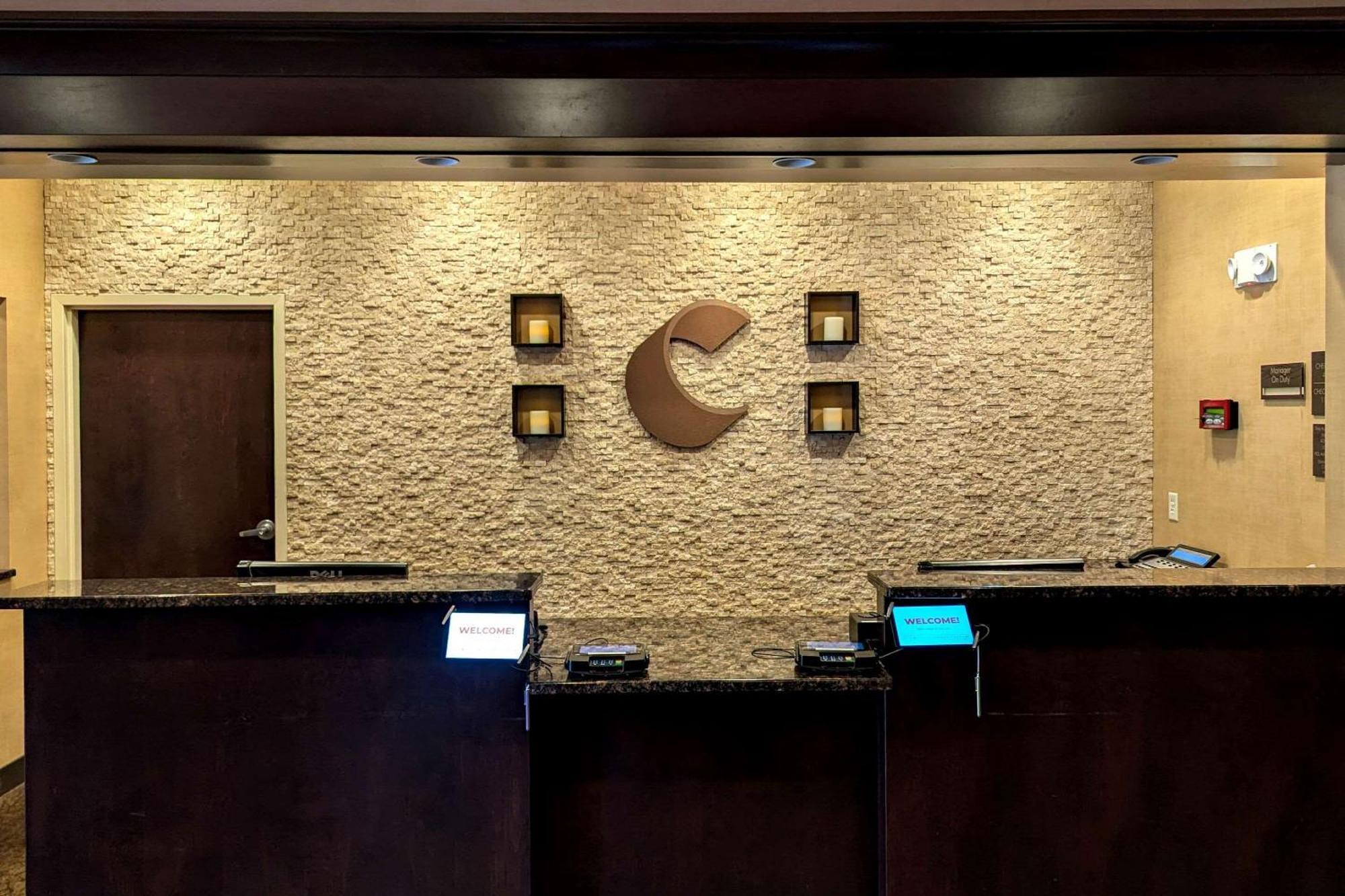 Comfort Inn & Suites Wadsworth Экстерьер фото